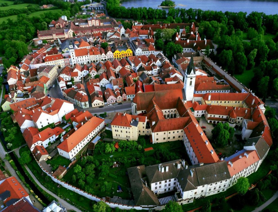 Apartment U Malse 12 Ceske Budejovice Buitenkant foto